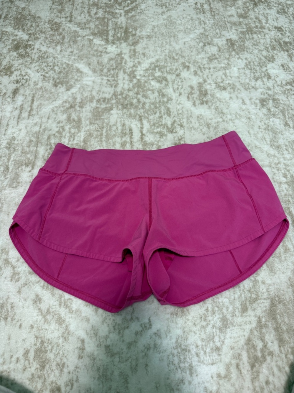 Lululemon Speed Up Shorts Low Rise 2.5” Pink Size 6